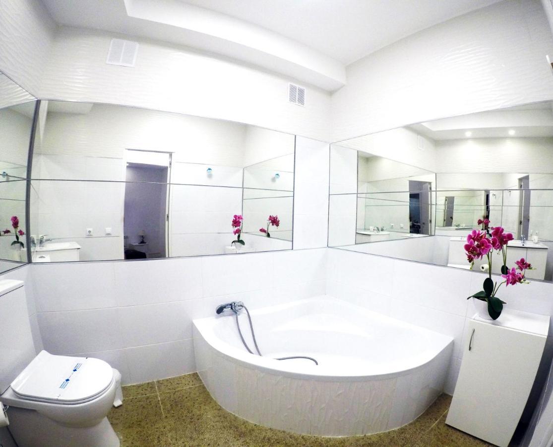 Fantastic 2 Bedrooms, Just 20 Meters From Ocean Плая-де-лас-Америкас Экстерьер фото